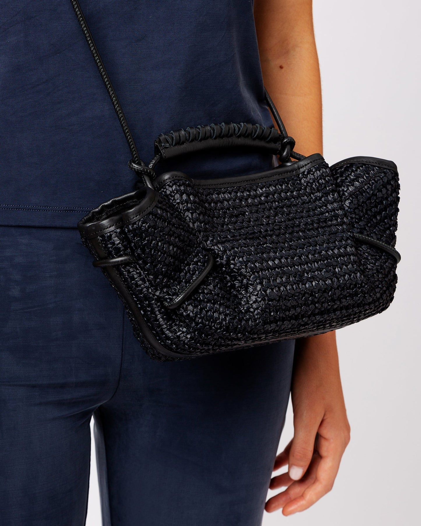 ARTA MINI RAFFIA - Pleated Crossbody Bag - Hereu Women