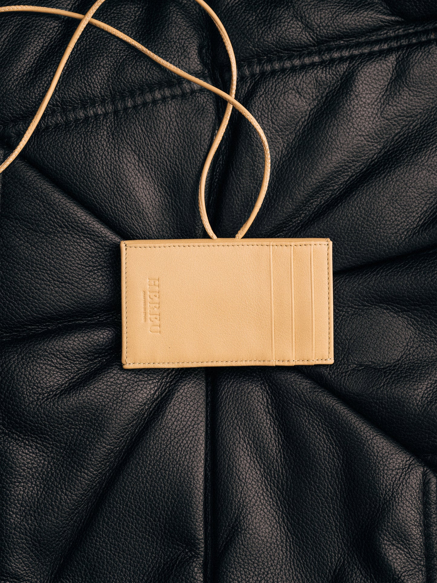 PENJAT - Leather Wallet with Strap - Hereu Women