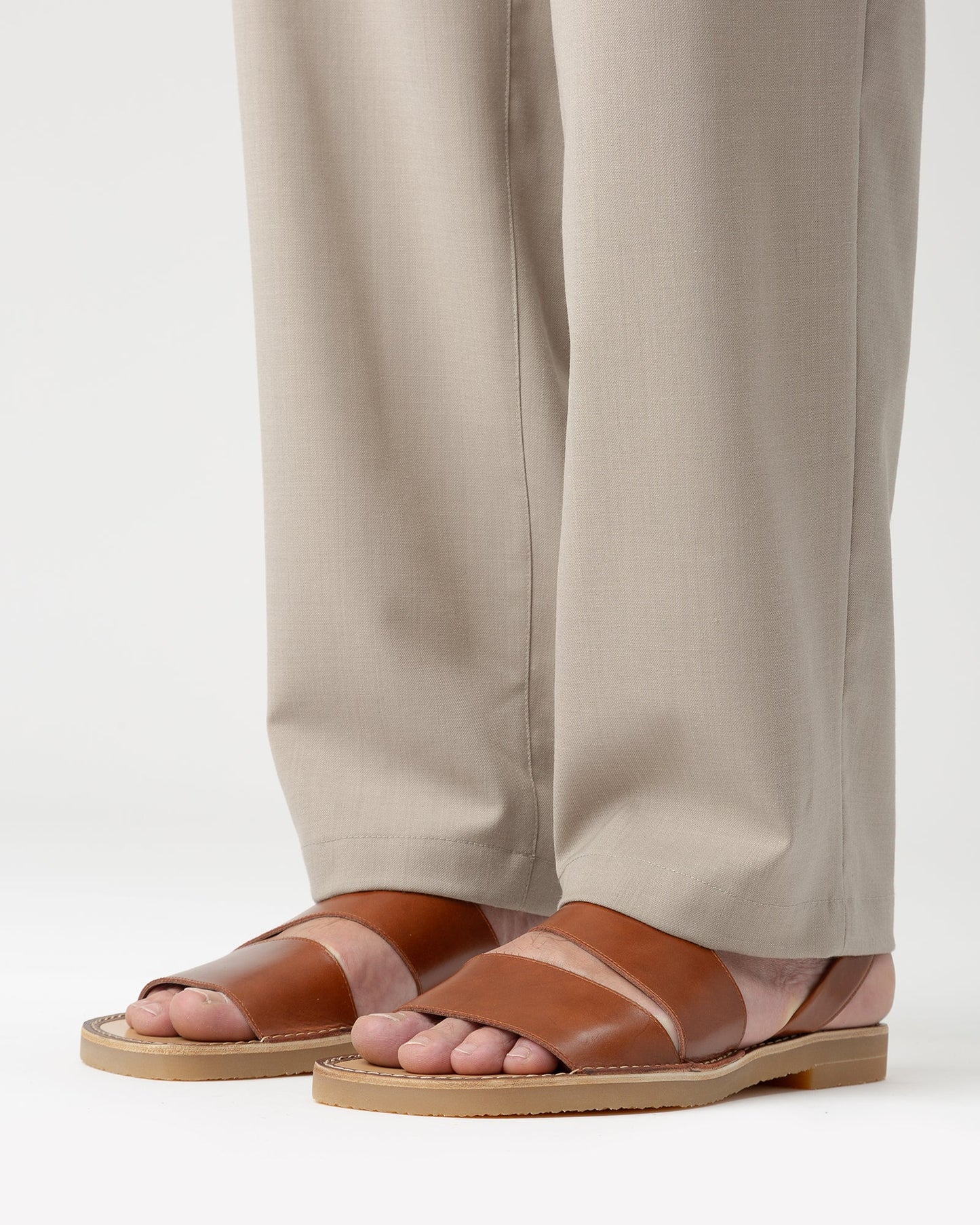 ALOC RUBBER - Asymmetrical Sandal - Hereu Men