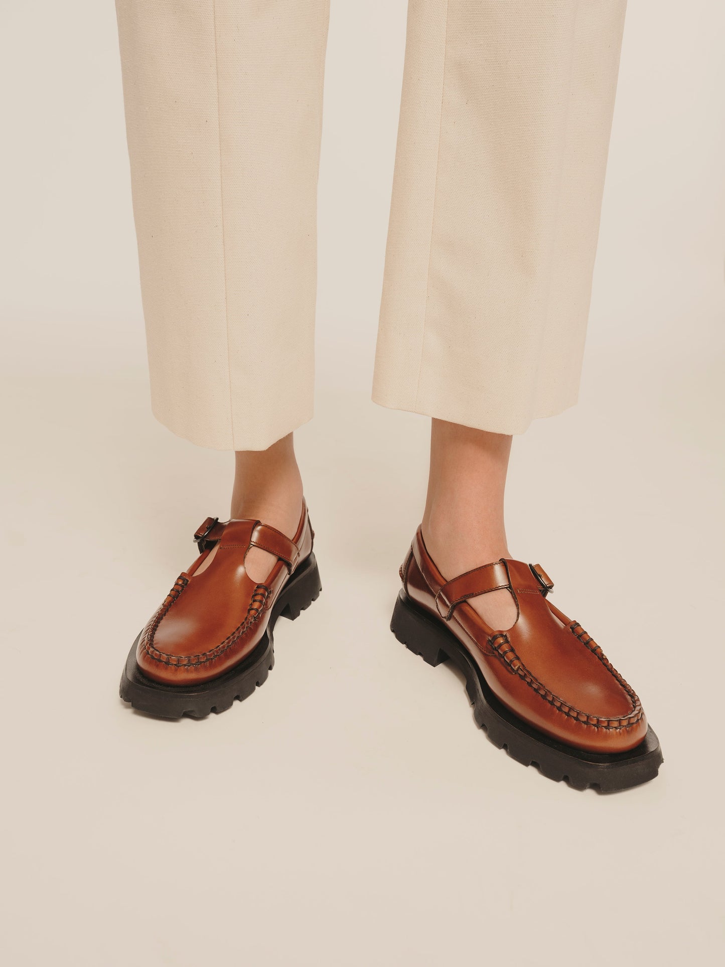 ALBER SPORT - Tread Sole T-Bar Loafer - Hereu Women