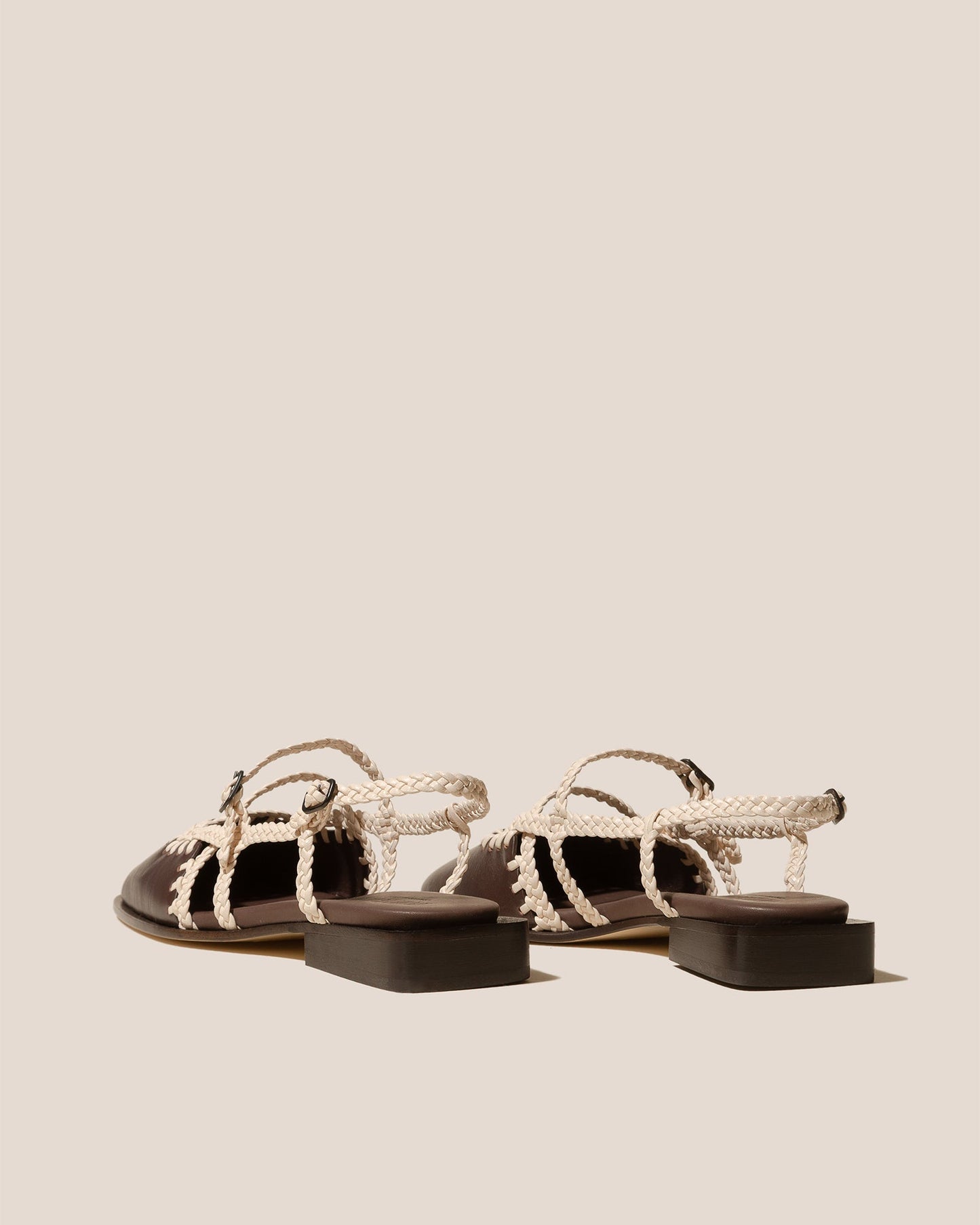 ADRATA - Woven Square-Toe Sandal - Hereu Women