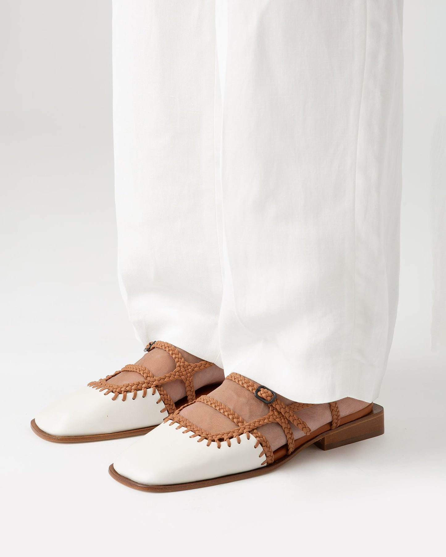 ADRATA - Woven Square-Toe Sandal - Hereu Women