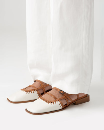 ADRATA - Woven Square-Toe Sandal - Hereu Women