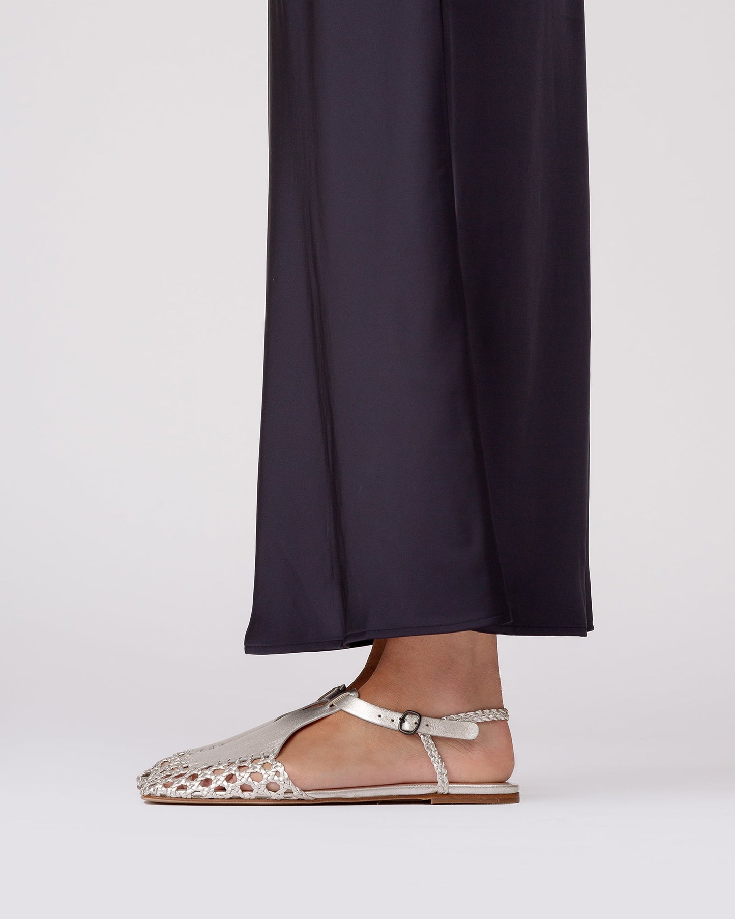 REIXA - Woven T-bar Sandal - Hereu Women