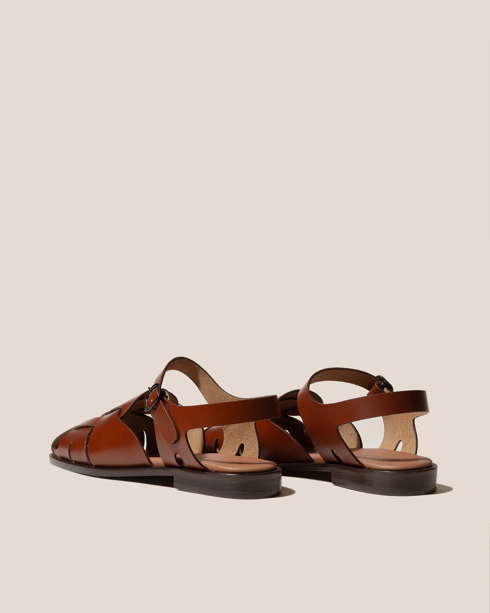 PEDRA - Squared Closed-Toe Fisherman Sandal - Hereu Women