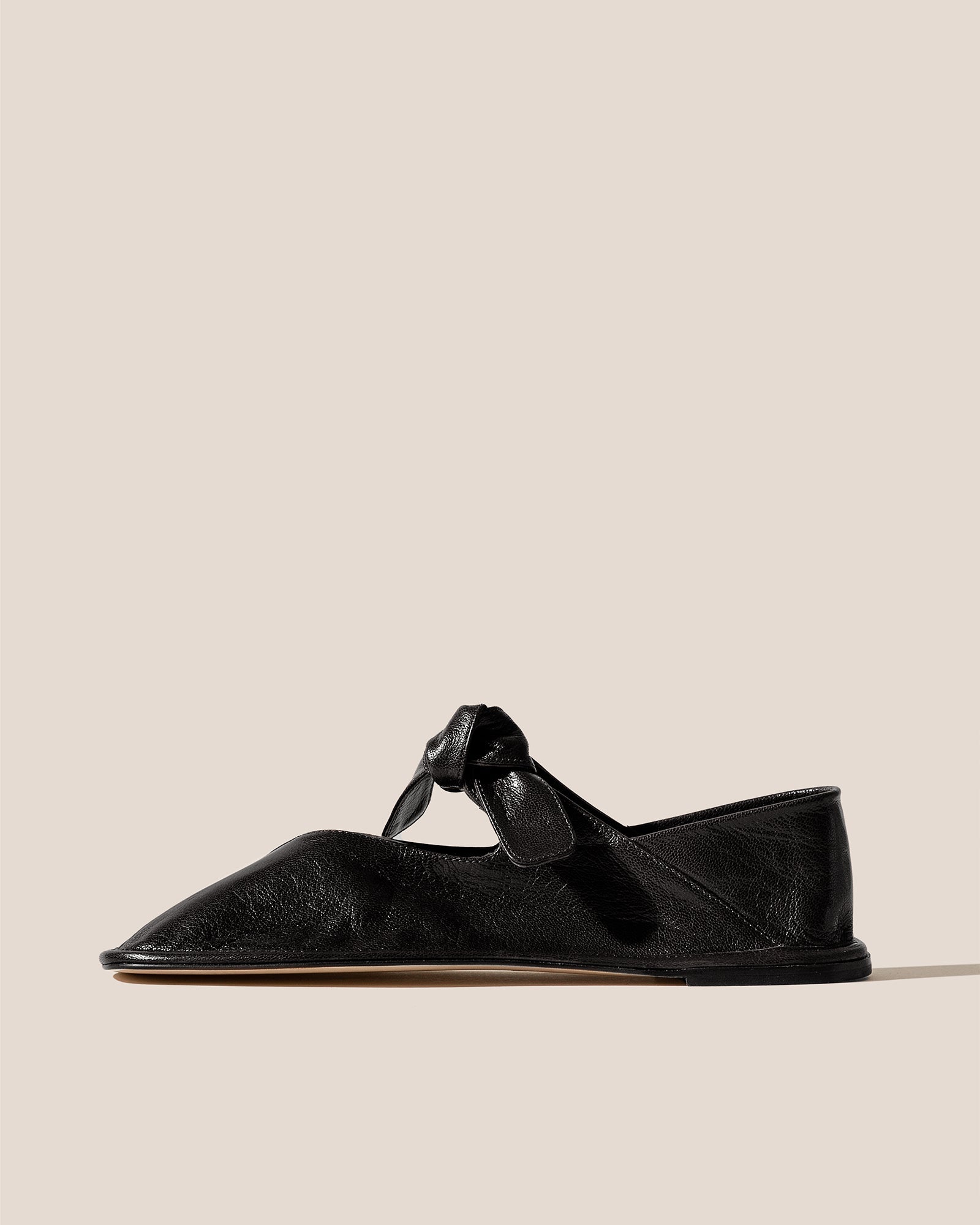 LLASADA SUPPLE SHINY - Front-Knot Pump - Hereu Women