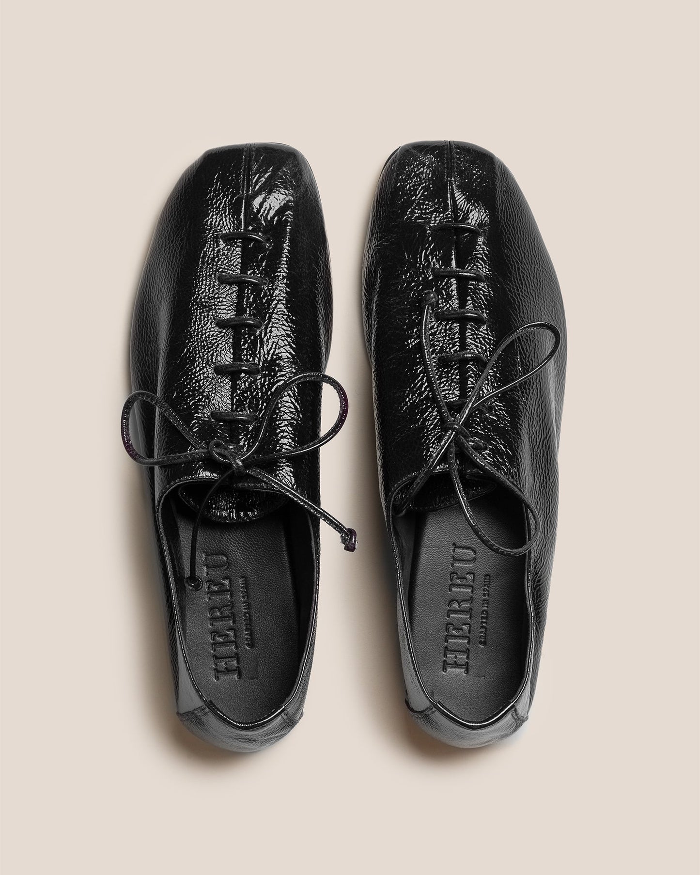 PLEGADA CRINKLED GLOSSY - Deconstructed Lace-up Shoe - Hereu Women