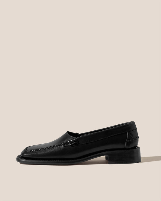 SALA - Square-Toe Low-Heeled Pump - Hereu Women