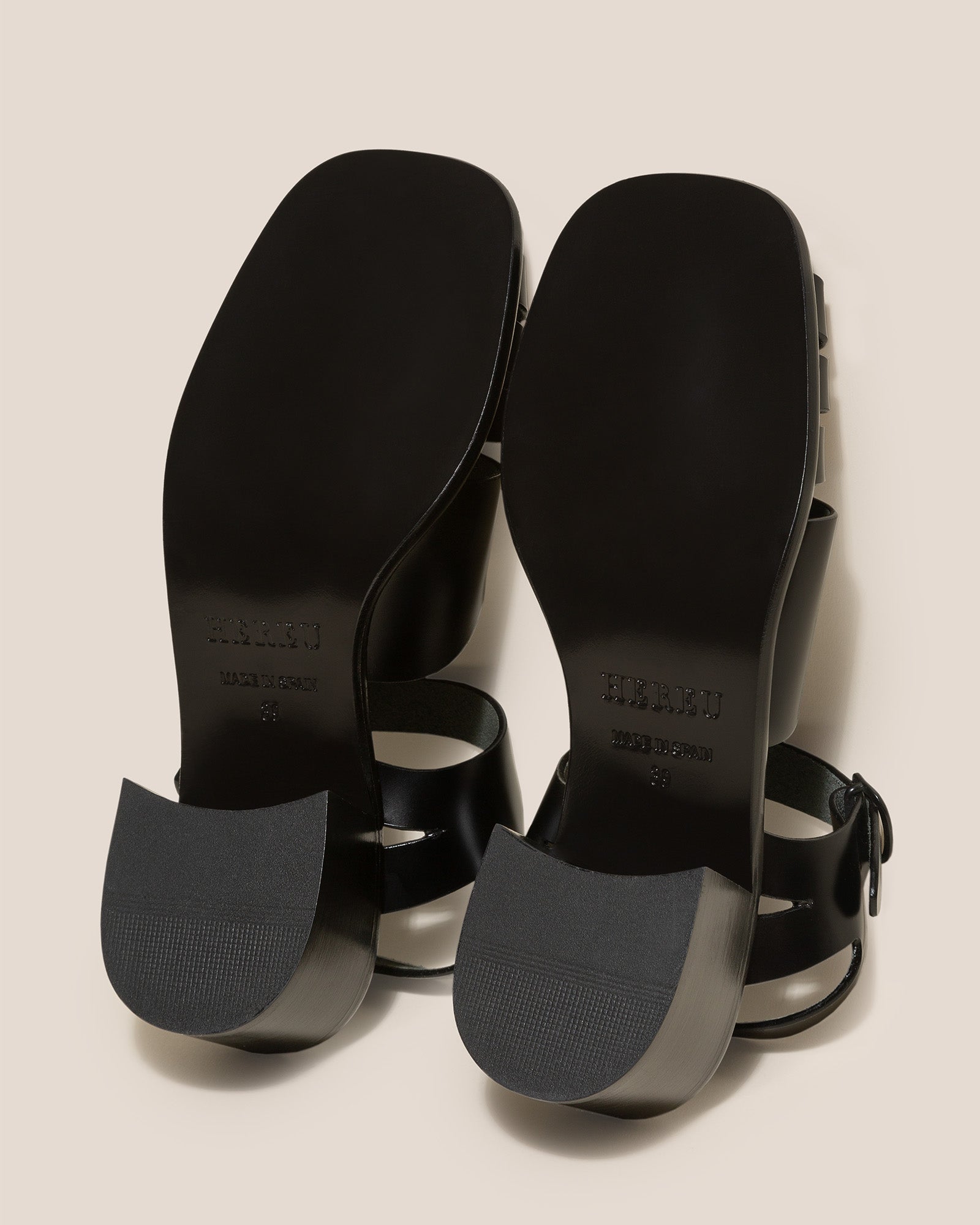 ANCORA SQUARED HEELED - Open-Toe Fisherman Sandal - Hereu Women