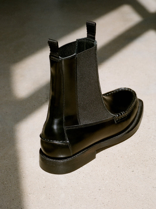 ALDA - Low-calf Chelsea Boot - Hereu Women