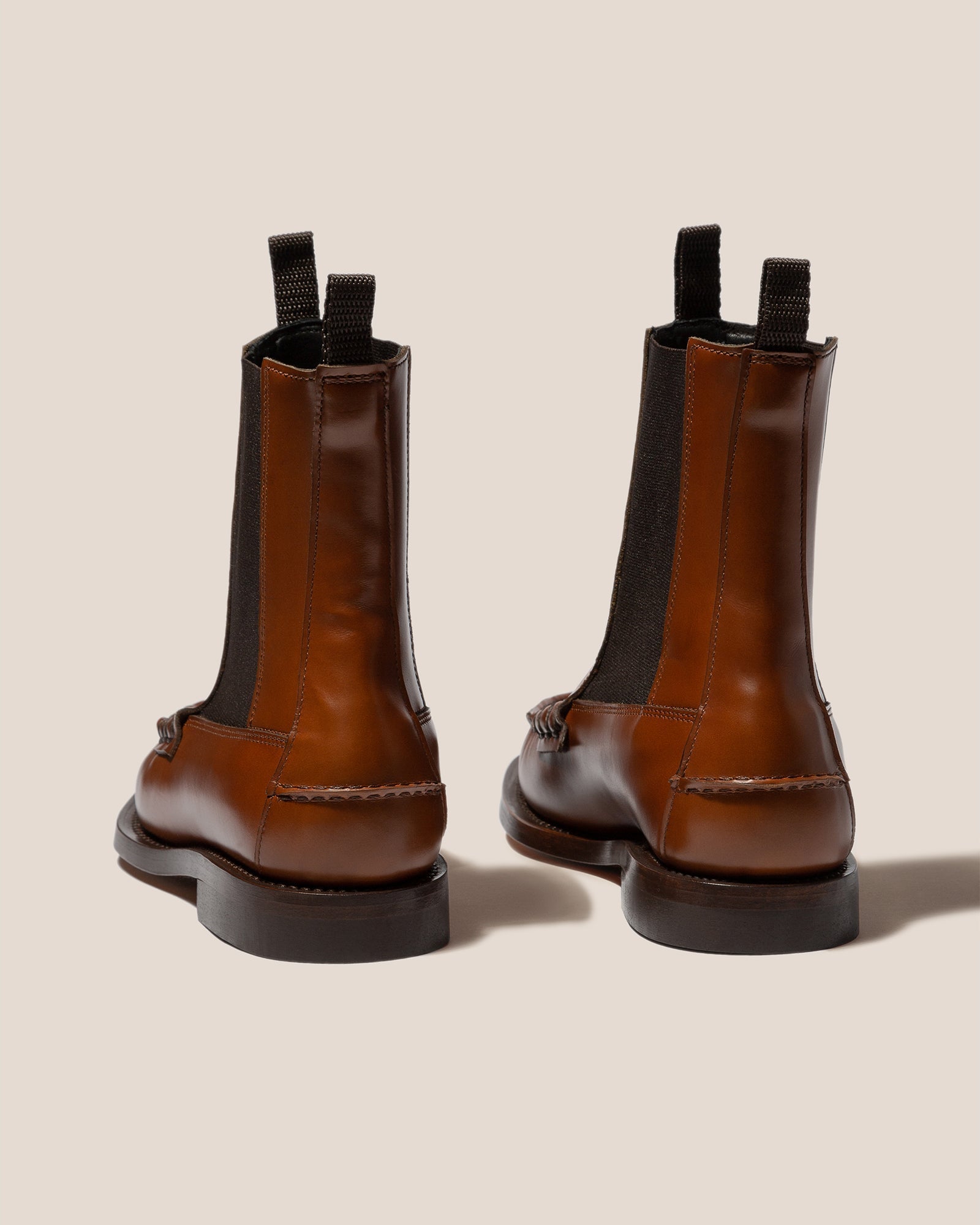 ALDA - Low-calf Chelsea Boot - Hereu Women