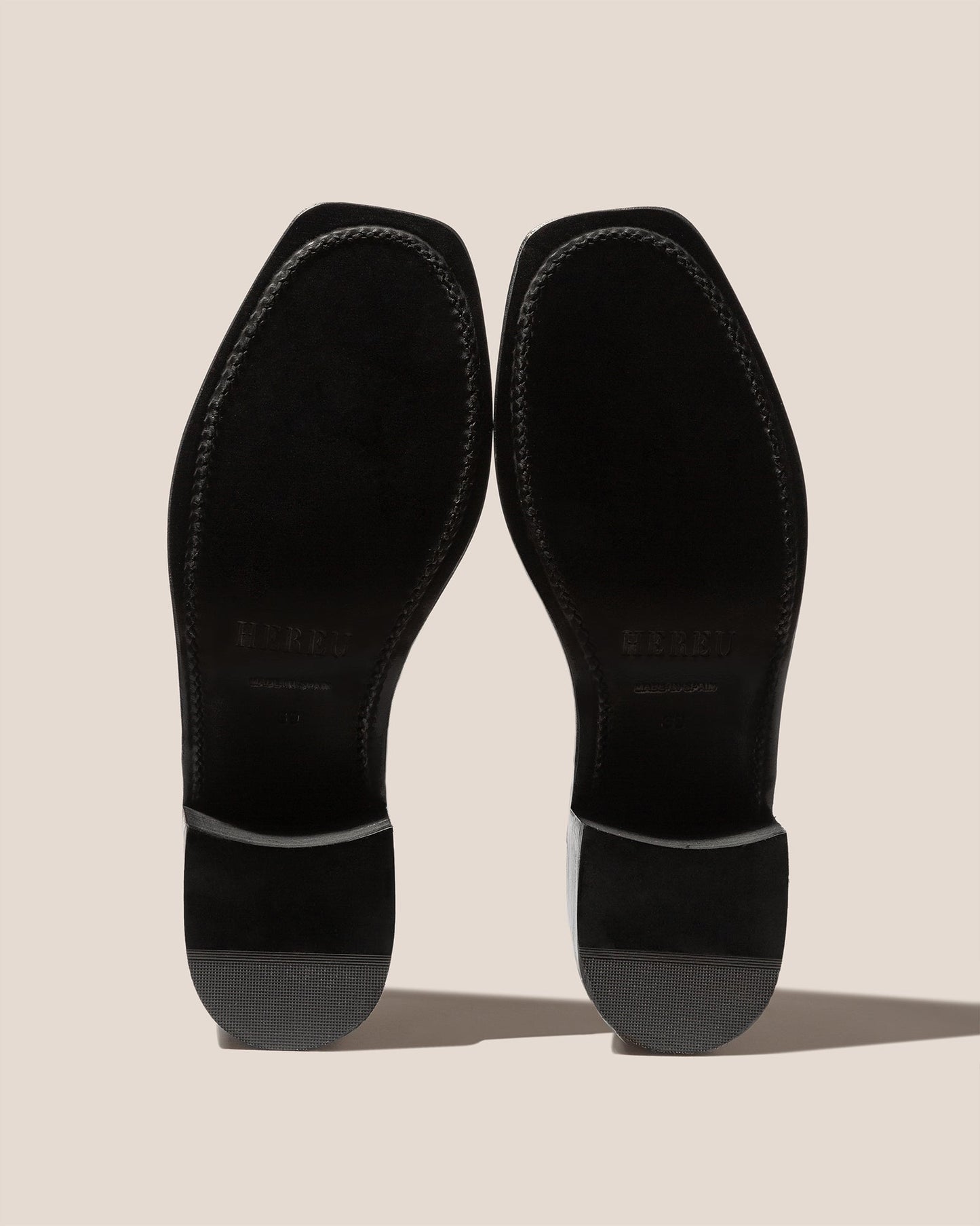 ALDA - Low-calf Chelsea Boot - Hereu Women