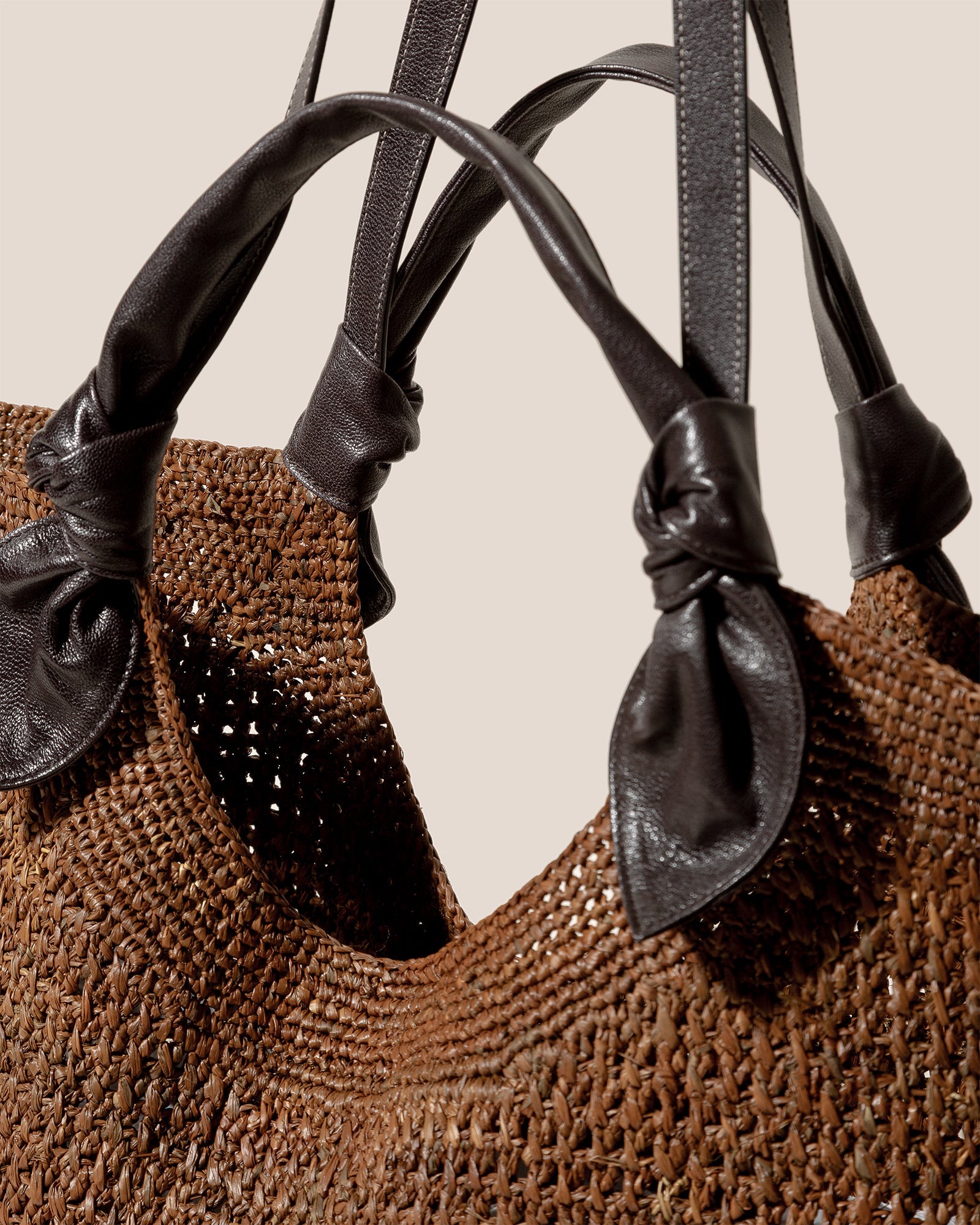 FONOL L RAFFIA - Crocheted Raffia Basket - Hereu Women