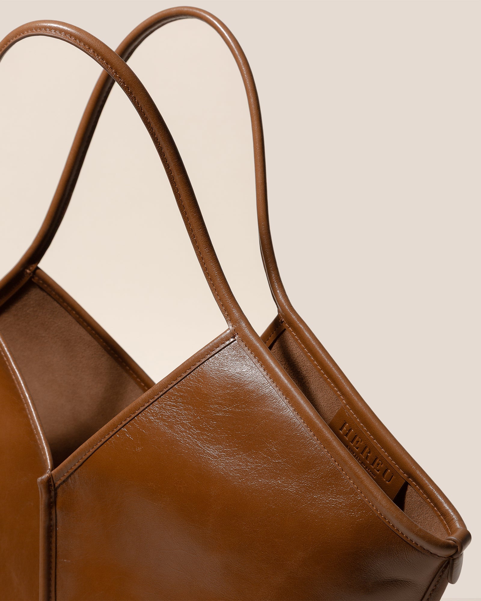 CALELLA DISTRESSED - Leather Tote Bag - Hereu Women|Men