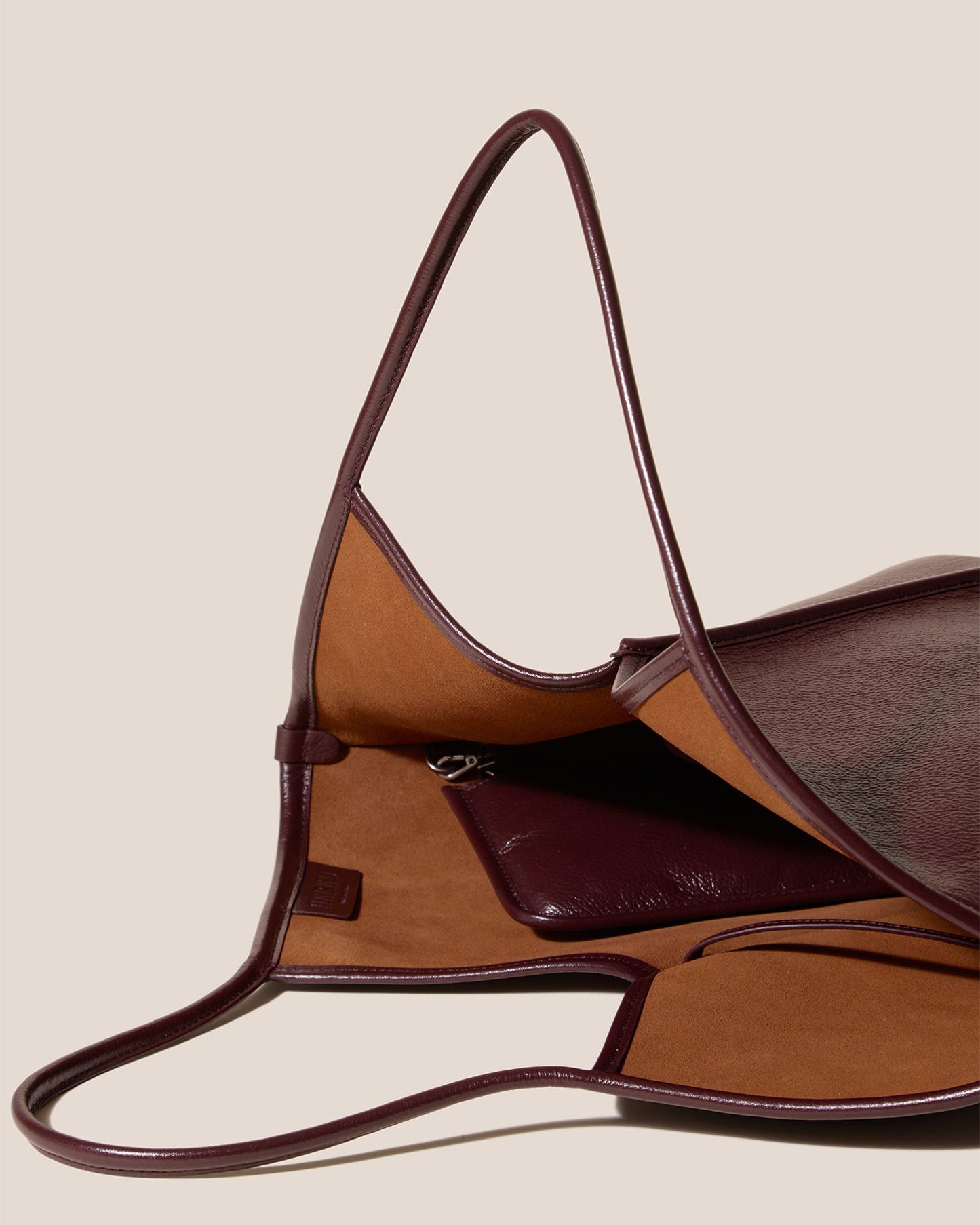 CALELLA DISTRESSED - Leather Tote Bag - Hereu Women|Men
