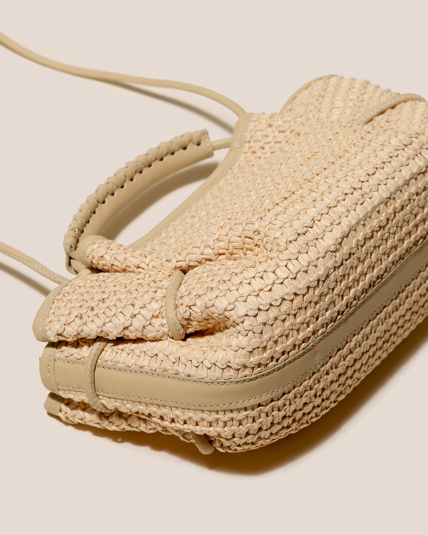 ARTA MINI RAFFIA - Pleated Crossbody Bag - Hereu Women