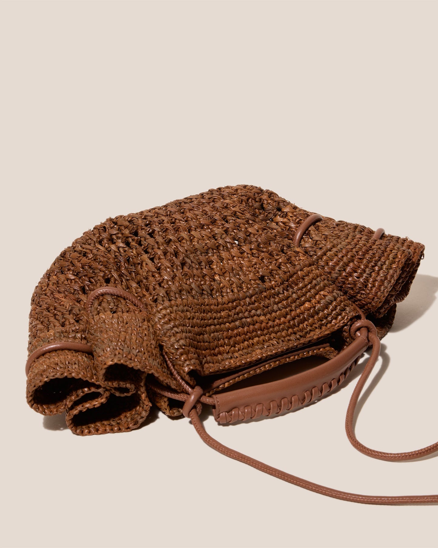 ARTA MINI CROCHET RAFFIA - Pleated Crossbody Bag - Hereu Women|Men