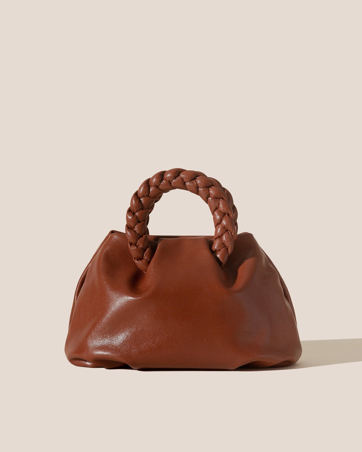 BOMBON M SUPPLE SHINY - Medium Plaited-handle Leather Handbag - Hereu Women