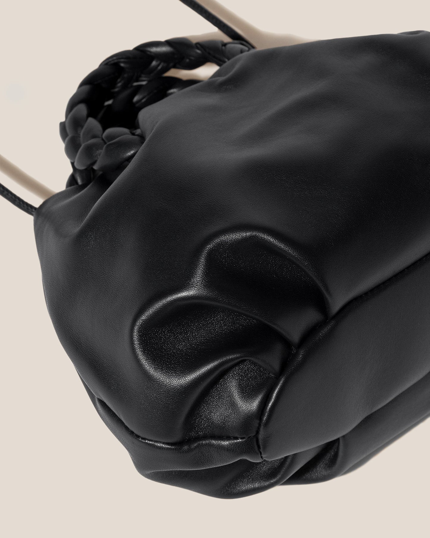 BOMBON M - Medium Plaited-handle Leather Handbag - Hereu Women