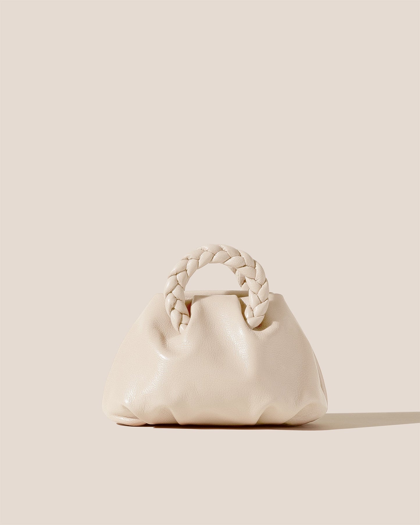 BOMBON SUPPLE SHINY - Plaited-handle Leather Handbag - Hereu Women