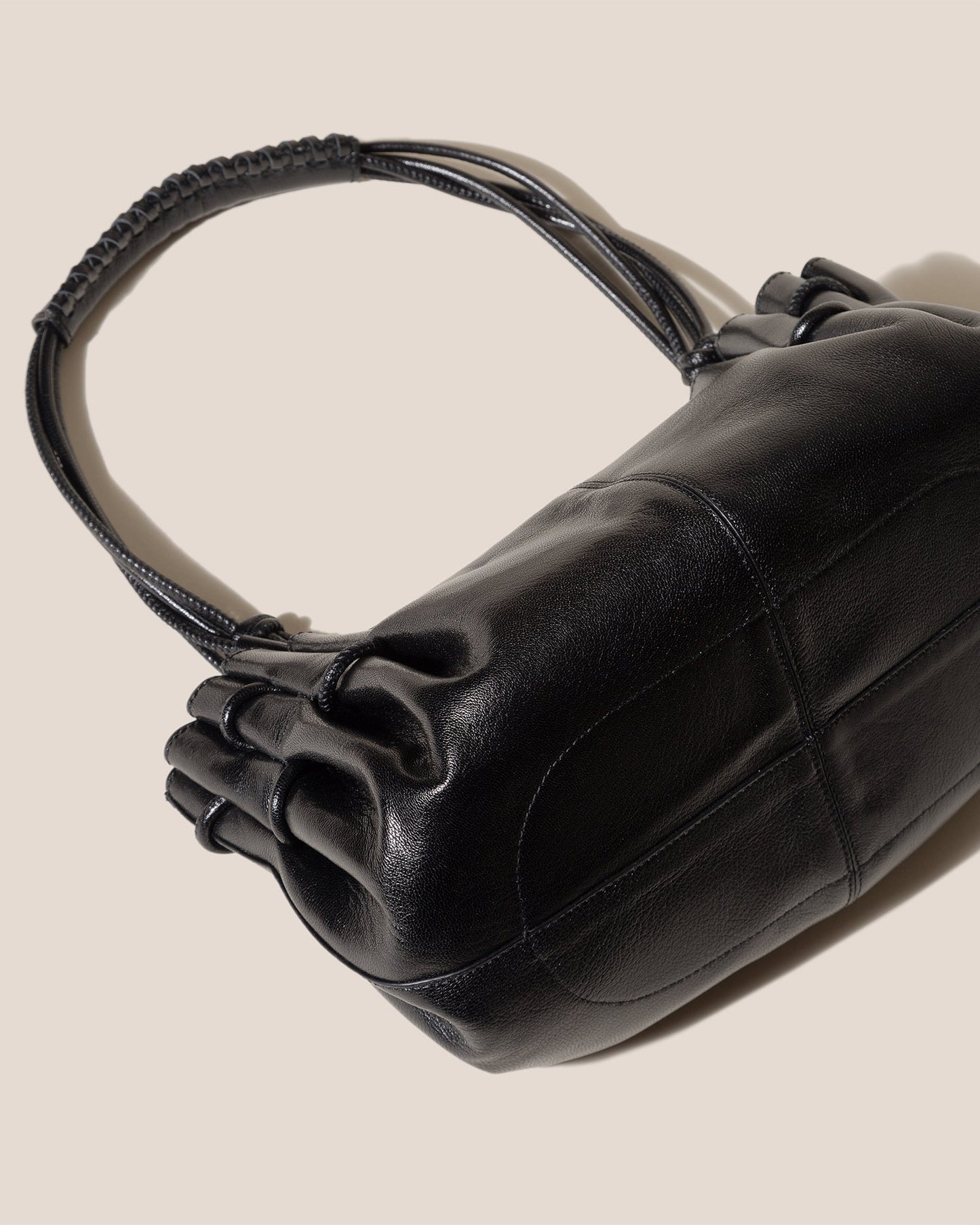 ARTA - Pleated Shoulder Bag - Hereu Women