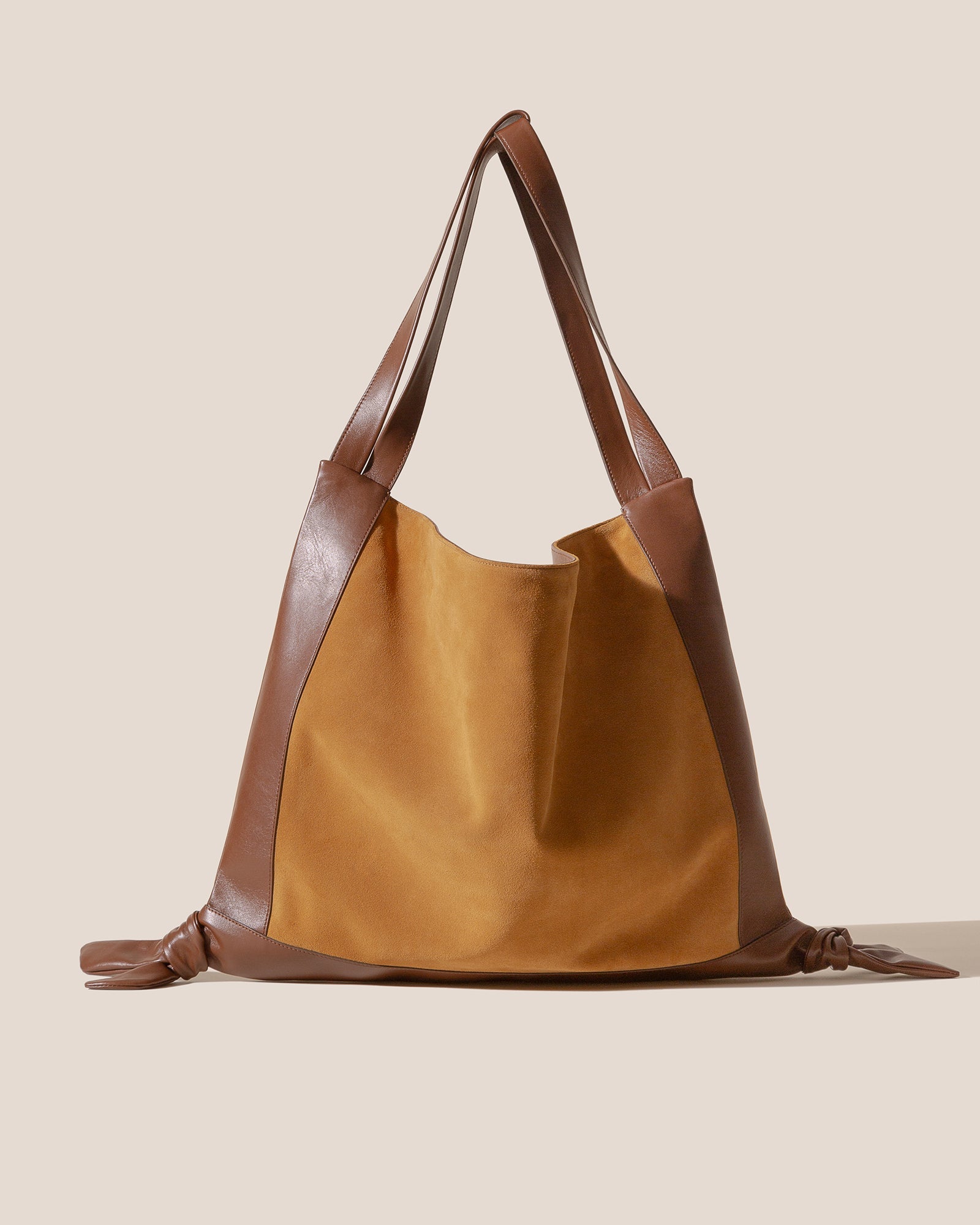 CADOR SUEDE - Slouchy Shoulder Bag - Hereu Women