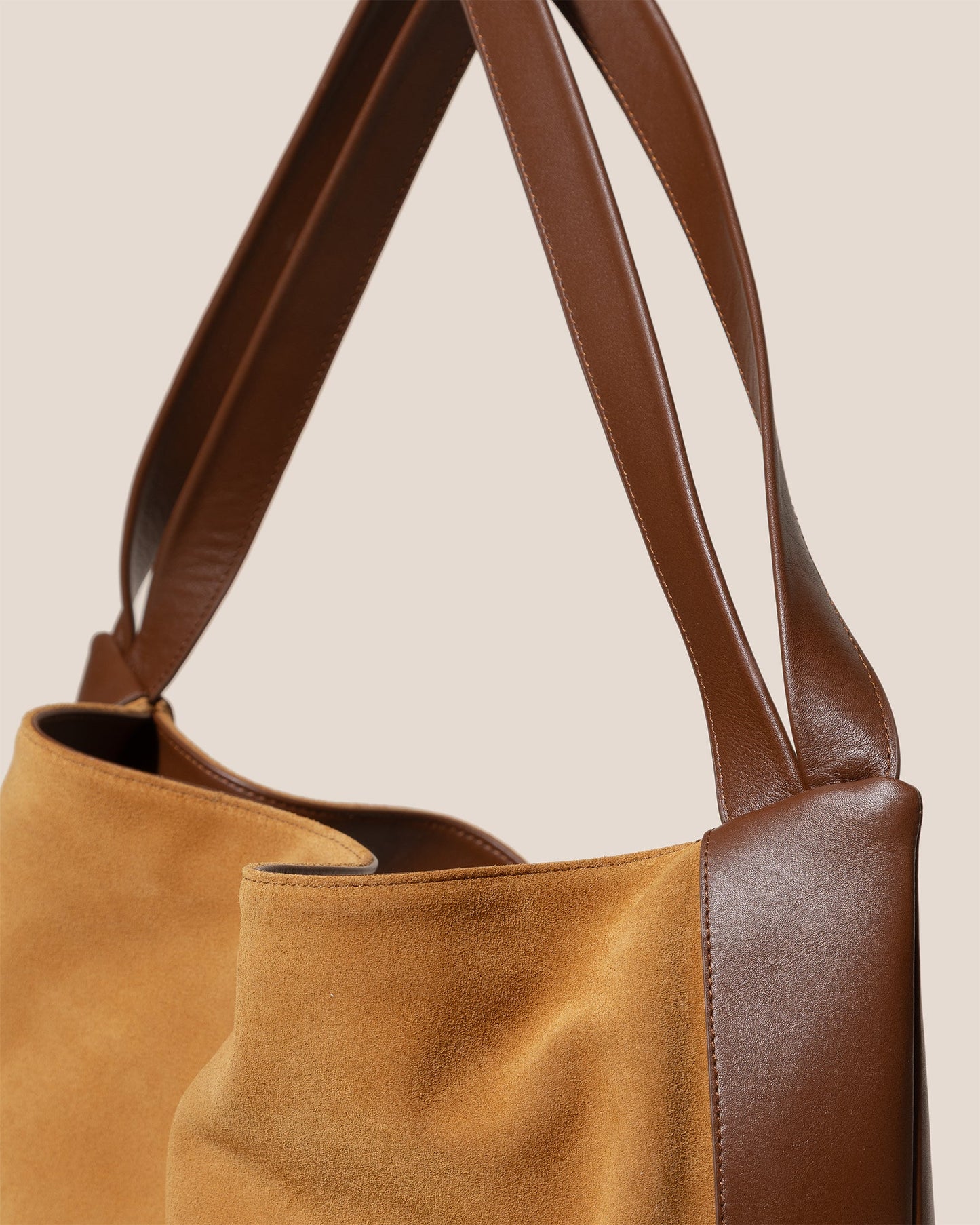 CADOR SUEDE - Slouchy Shoulder Bag - Hereu Women