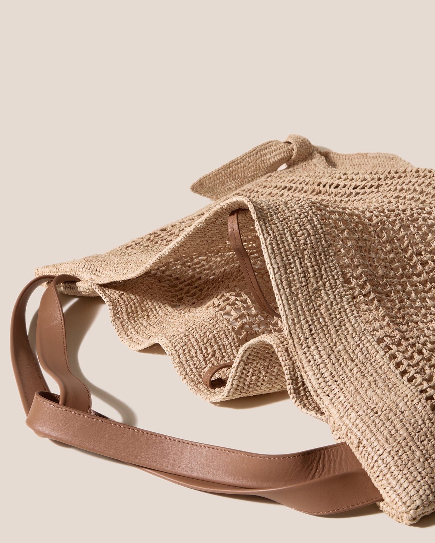 CADOR RAFFIA MESH - Slouchy Shoulder Bag - Hereu Women