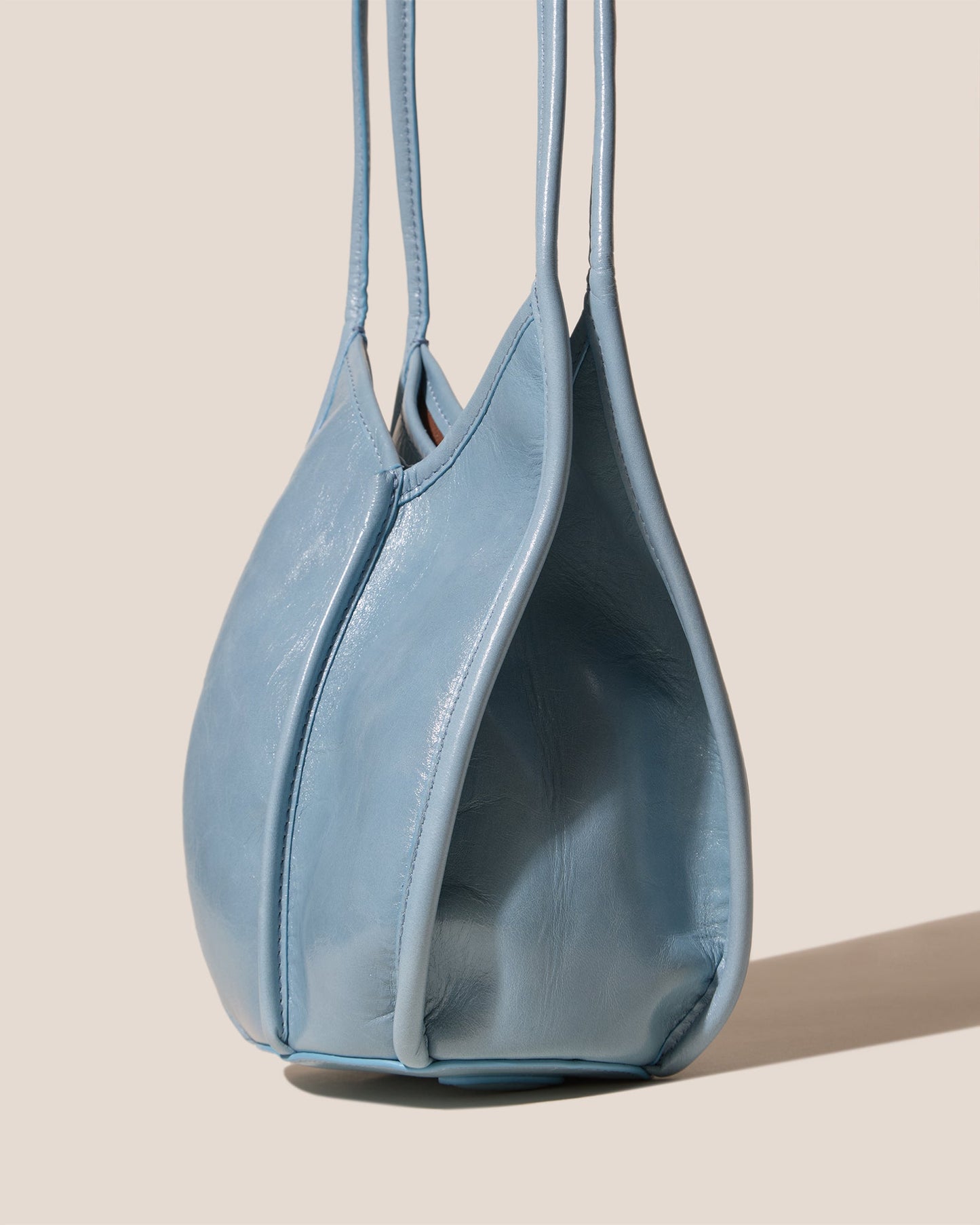 CALELLA BUCKET LEATHER - Leather-trimmed Shoulder Bag - Hereu Women