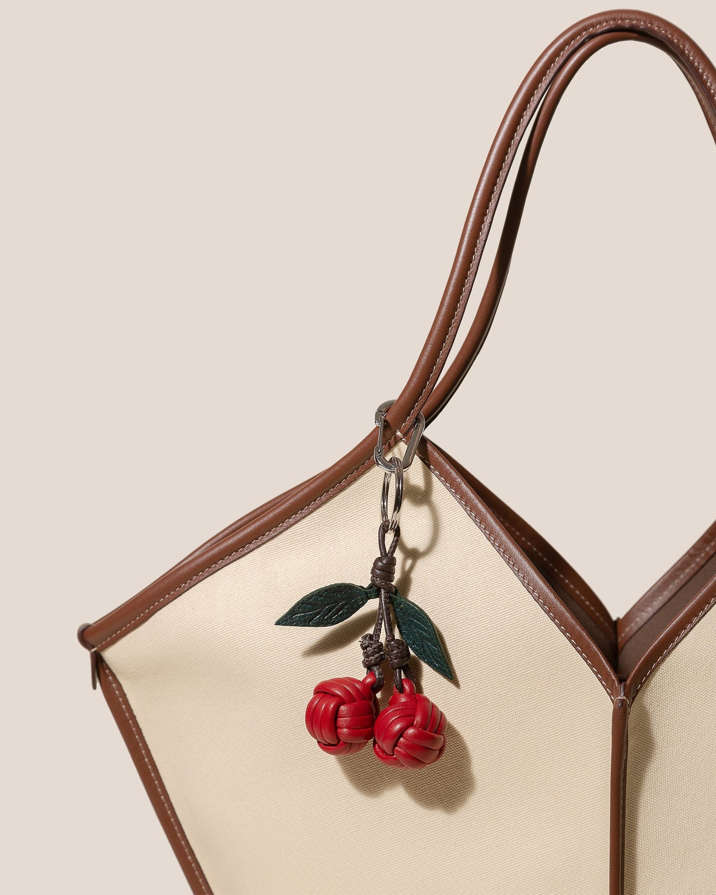 CIRERES - Hand-Knotted Cherries Leather Key Holder - Hereu Women