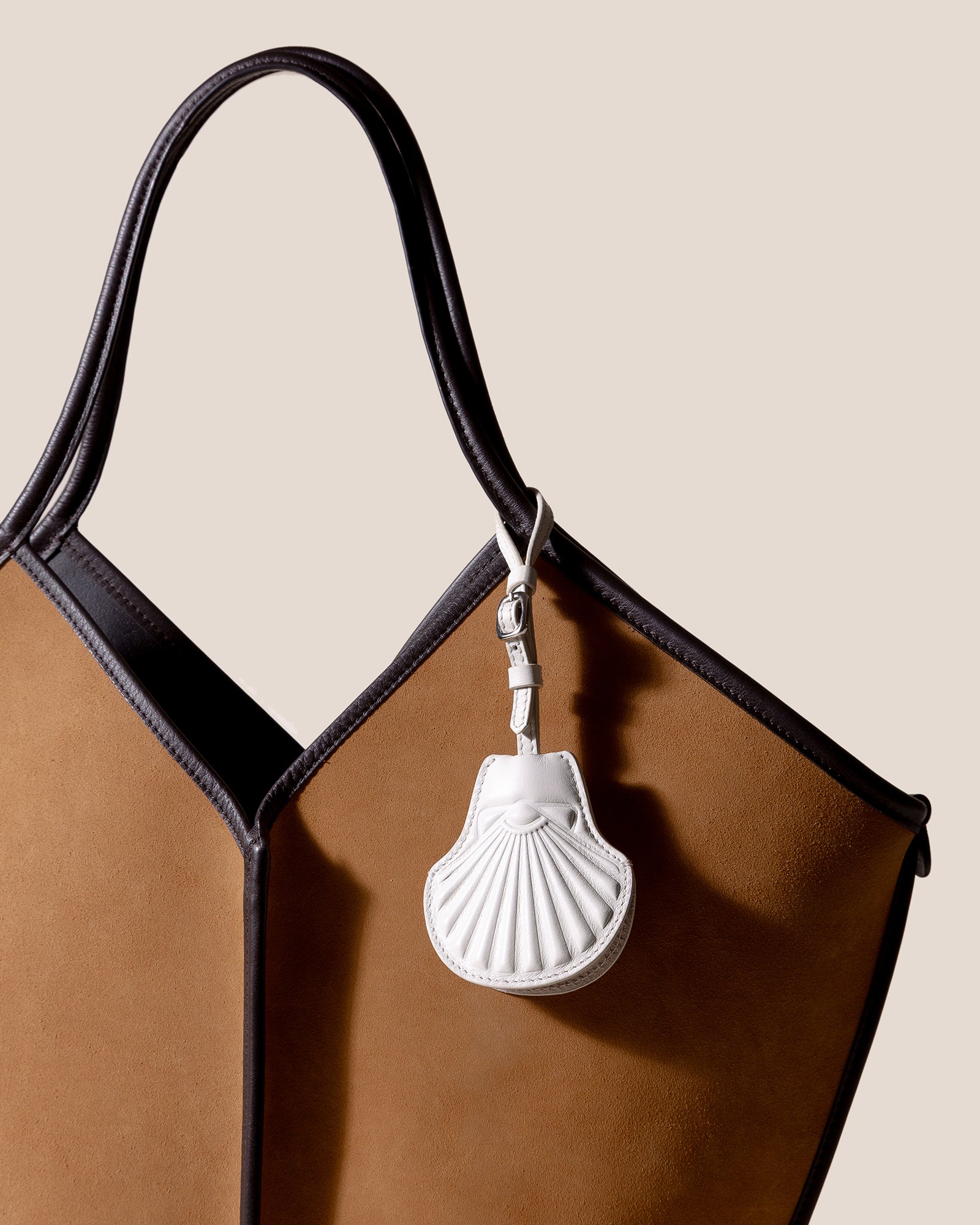 PETXINA - Embossed Leather Charm - Hereu Women