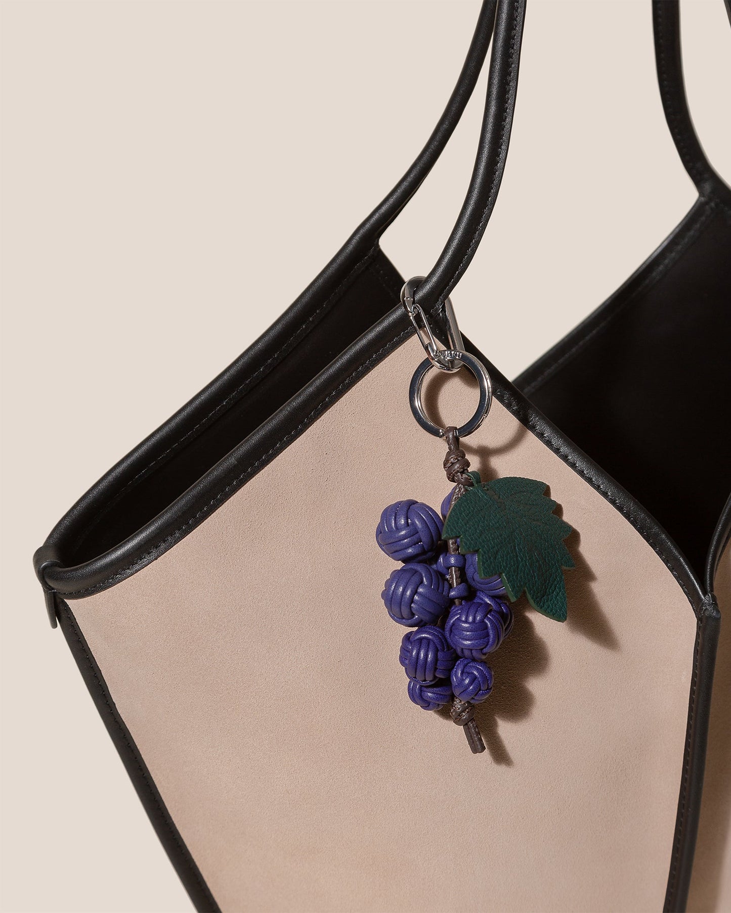 RAÏM - Hand-Knotted Grapes Leather Key Holder - Hereu Women