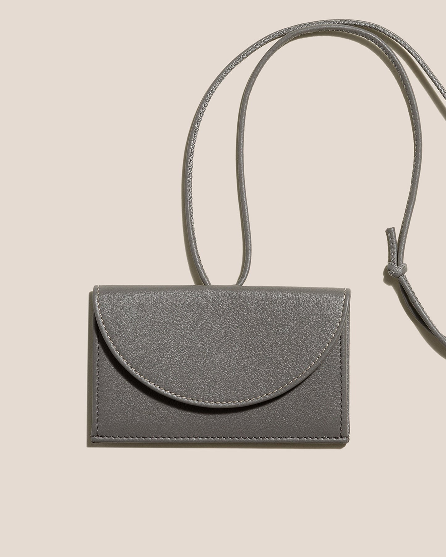 PENJAT - Leather Wallet with Strap - Hereu Women
