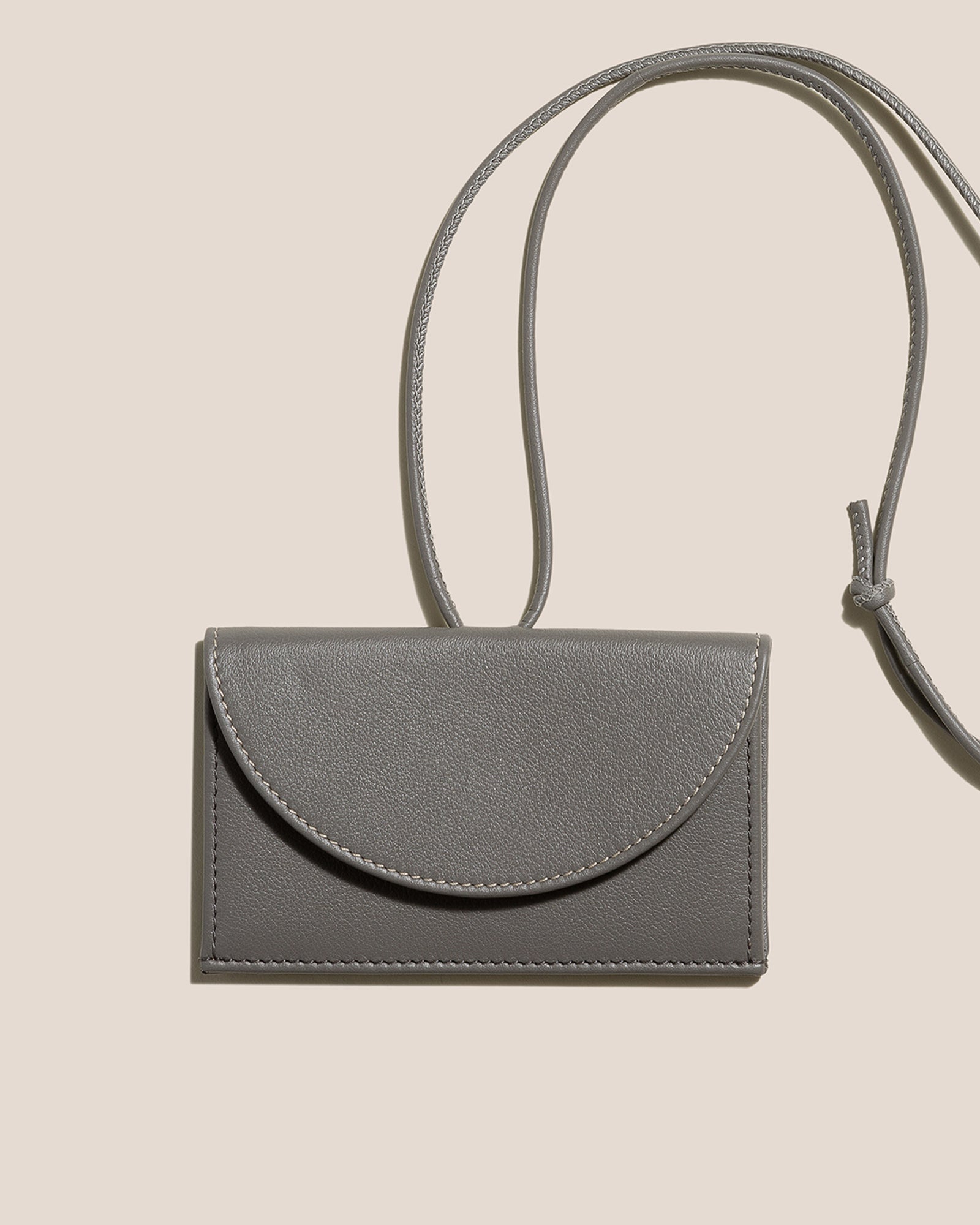 PENJAT - Leather Wallet with Strap - Hereu Women