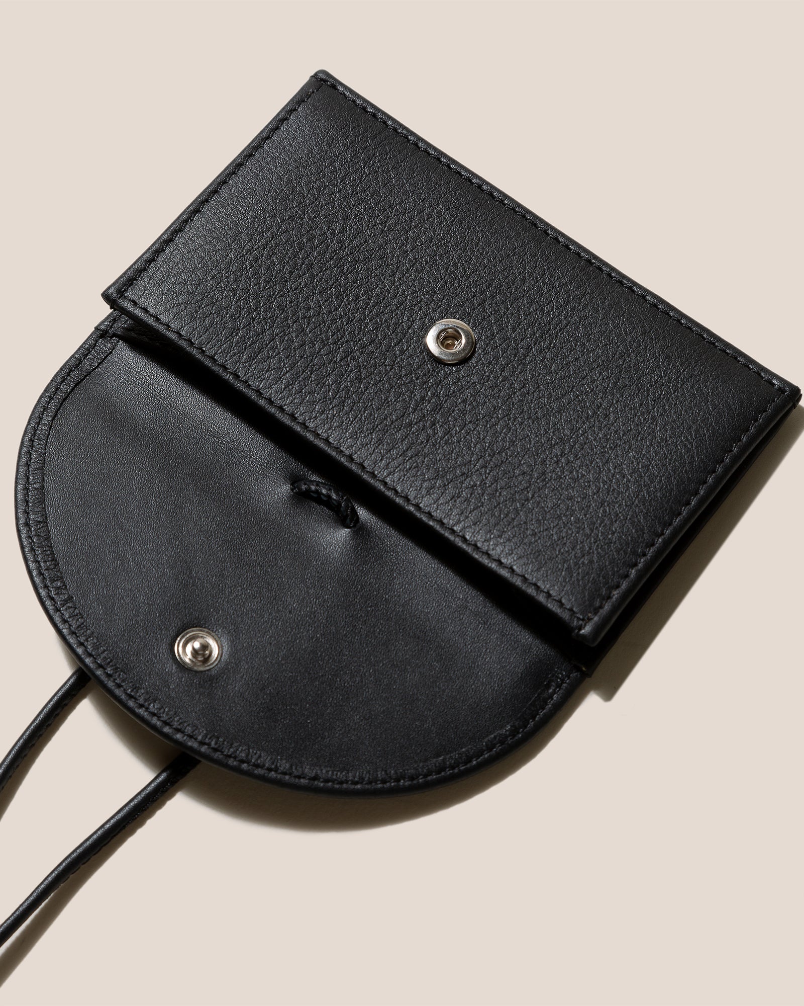 PENJAT - Leather Wallet with Strap - Hereu Women