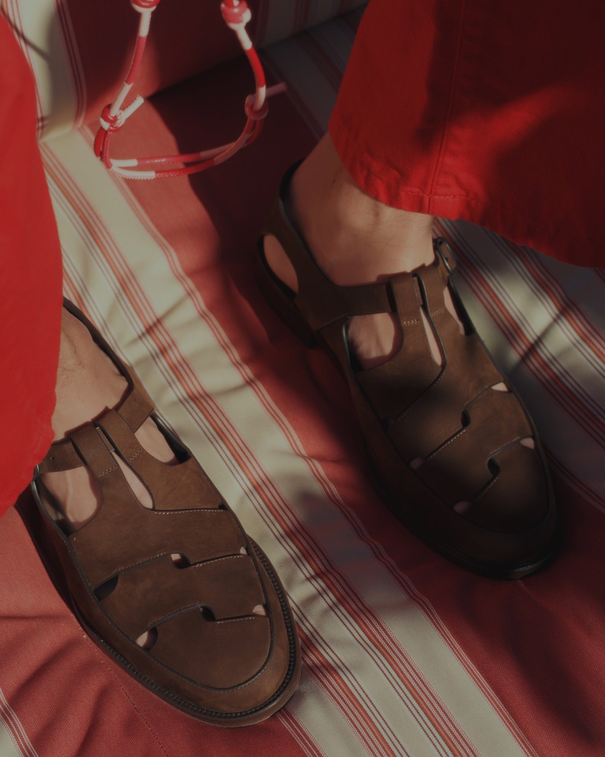 BESSO NUBUCK - Woven T-bar Sandal - Hereu Men