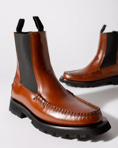 ALDA SPORT - Tread Sole Low-calf Chelsea Boot - Hereu Men