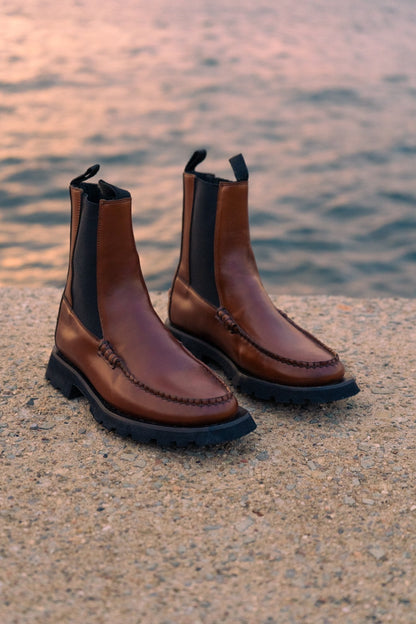ALDA SPORT - Tread Sole Low-calf Chelsea Boot - Hereu Men