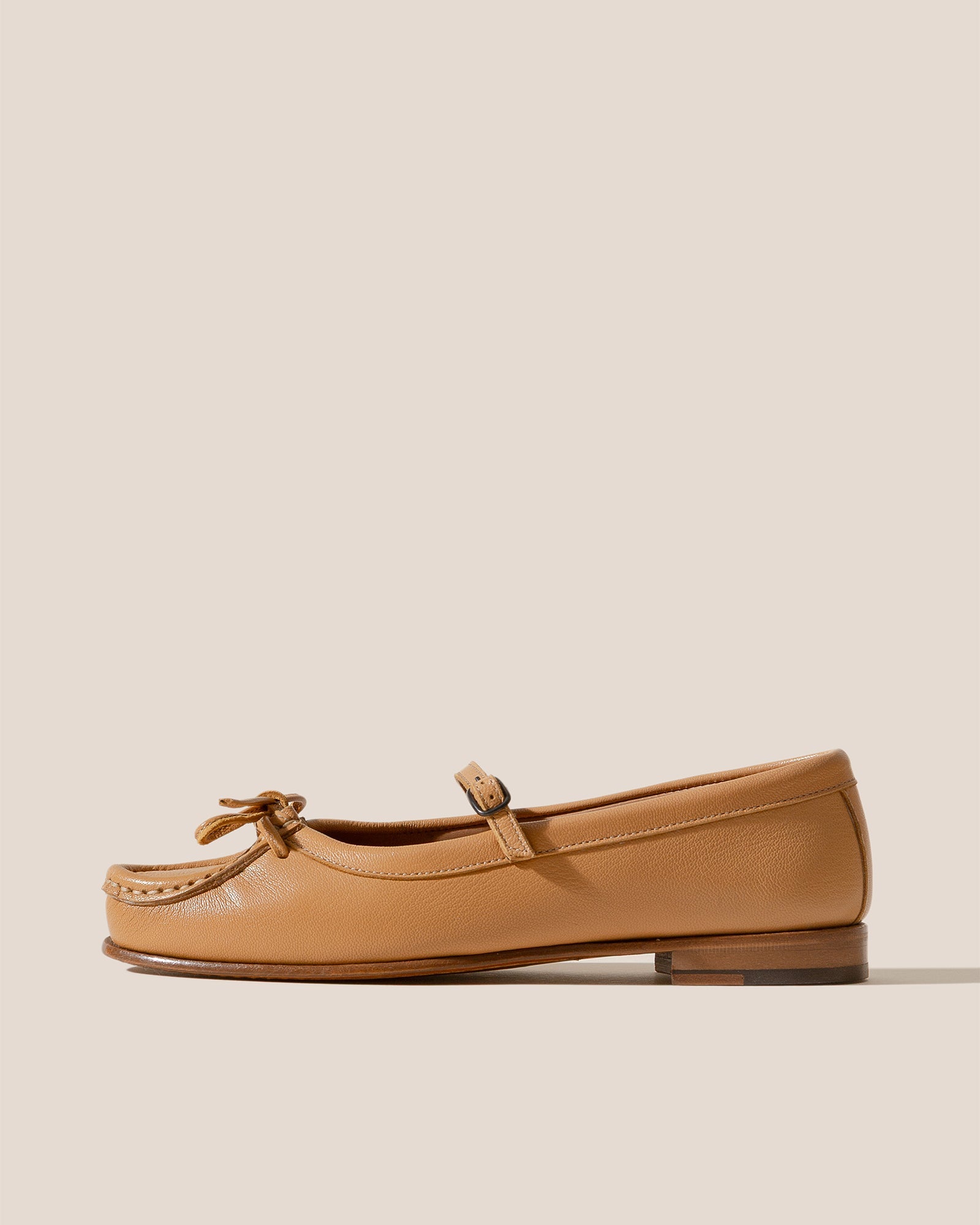 ROSES SUPPLE SHINY - Bound Moccasin Mary Jane - Hereu Women