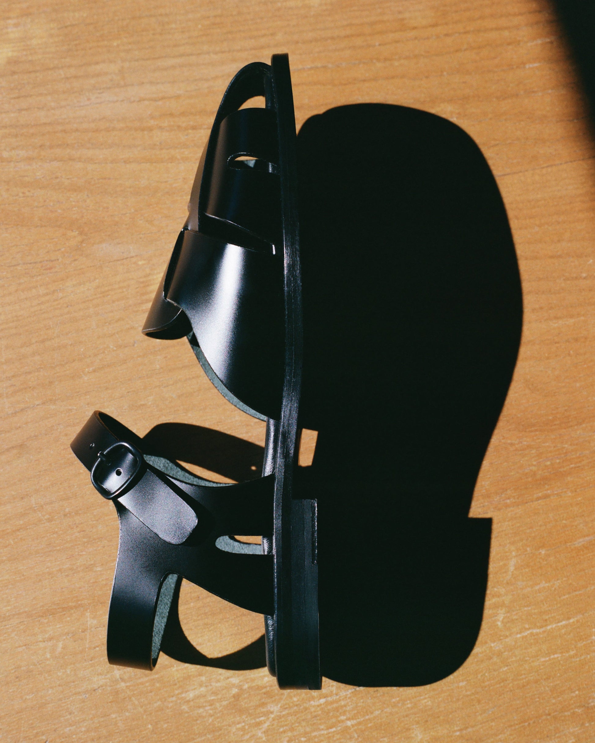 PEDRA - Squared Closed-Toe Fisherman Sandal - Hereu Women