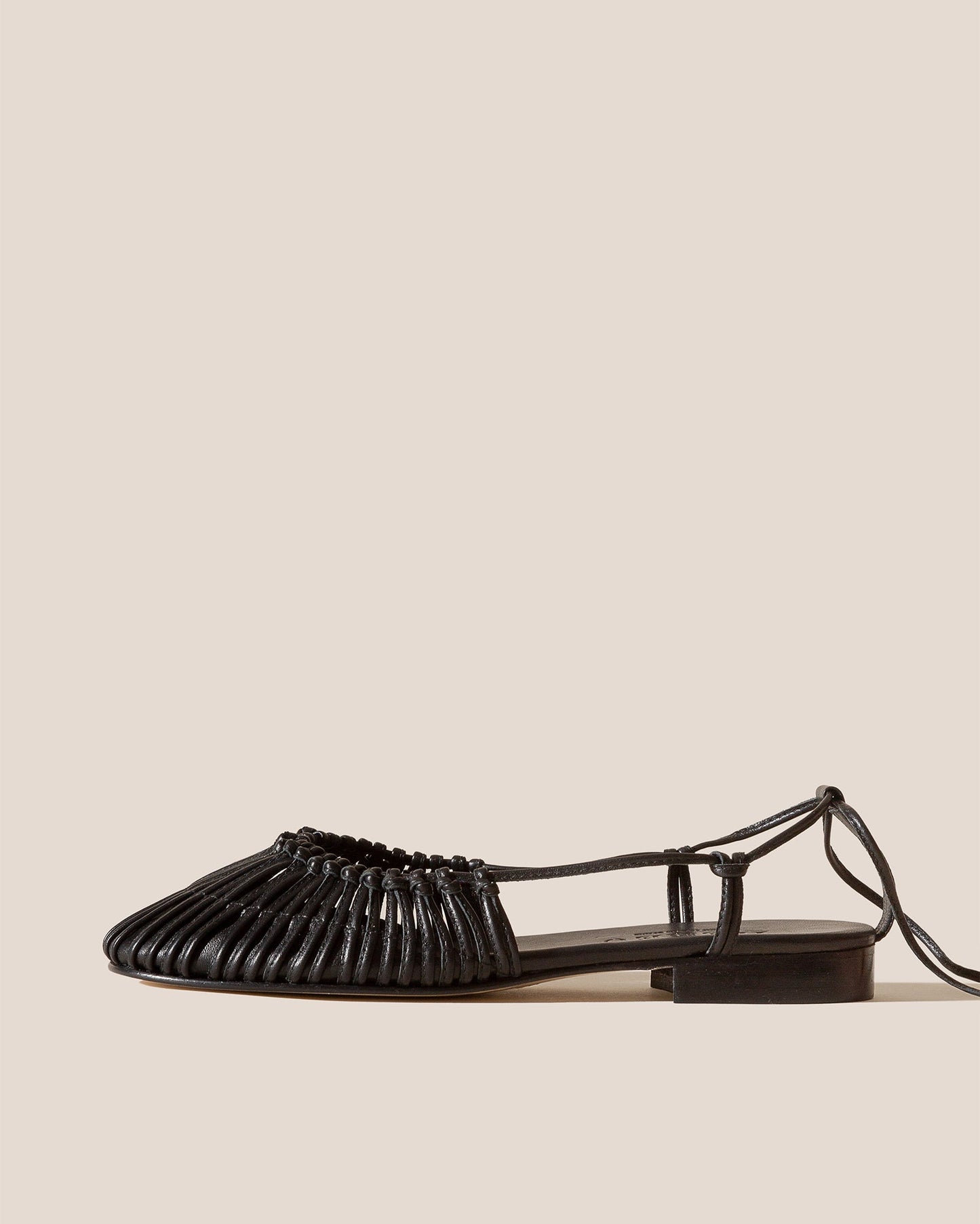 MANTERA - Round-Toe Knotted Sandal - Hereu Women