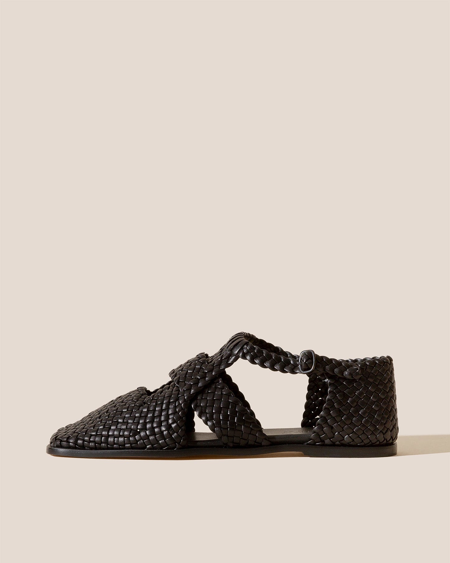 SERRA - Woven T-Bar Sandal - Hereu Women