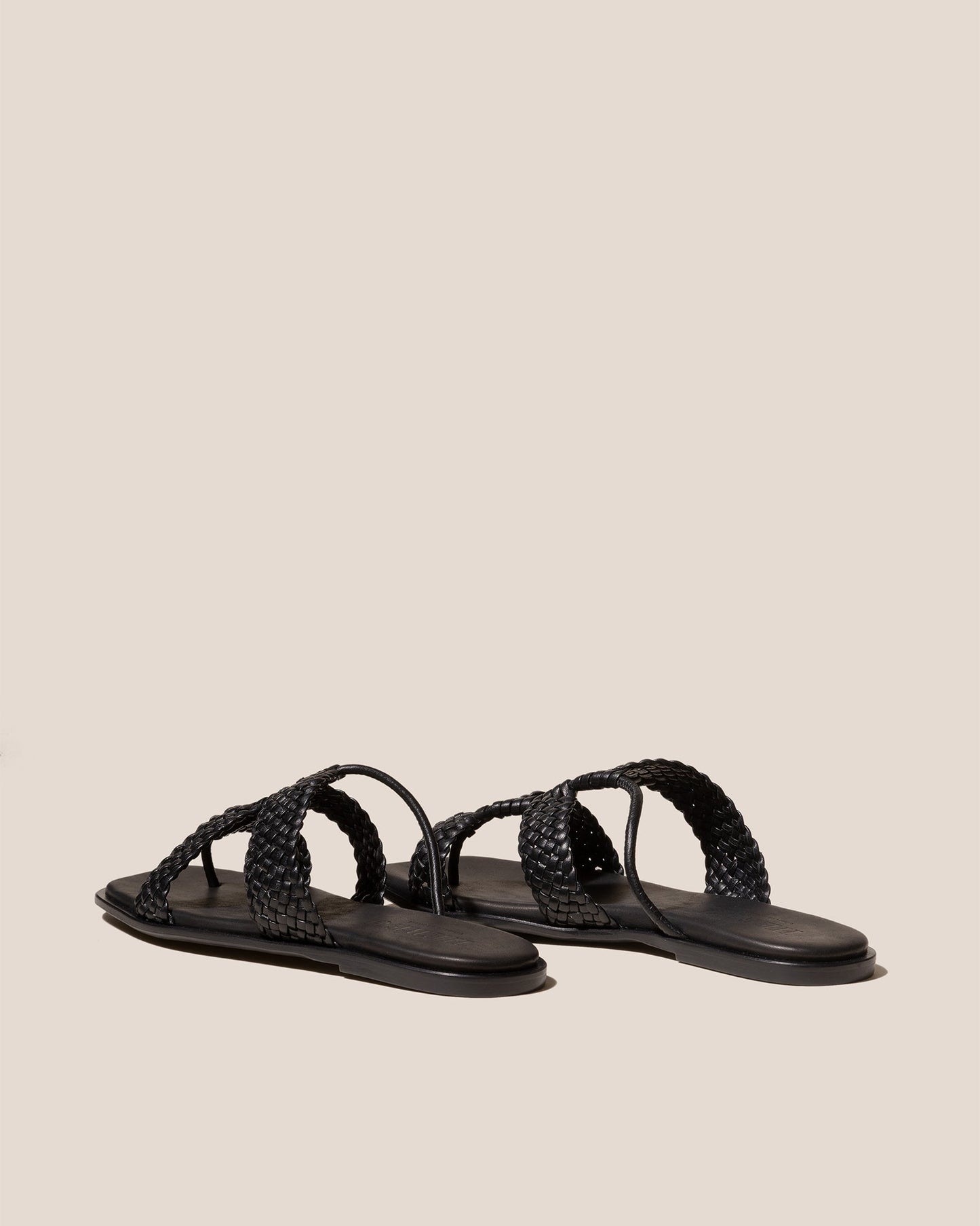 LINA WOVEN - Strappy Toe-Post Sandal - Hereu Women