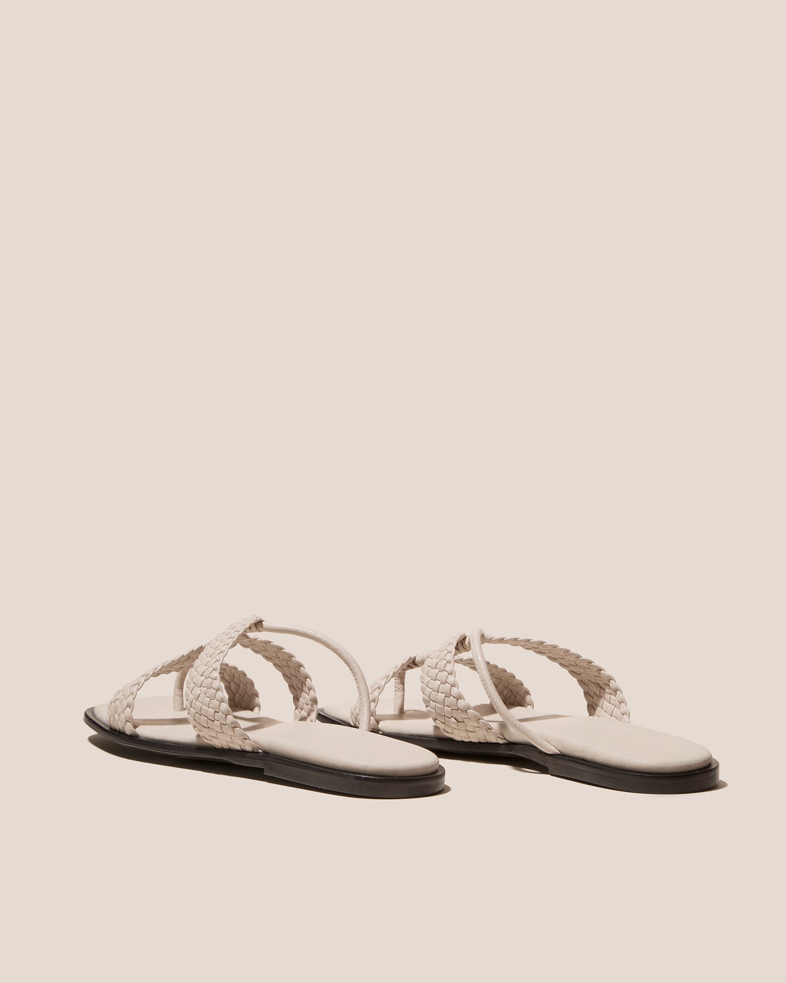 LINA WOVEN - Strappy Toe-Post Sandal - Hereu Women