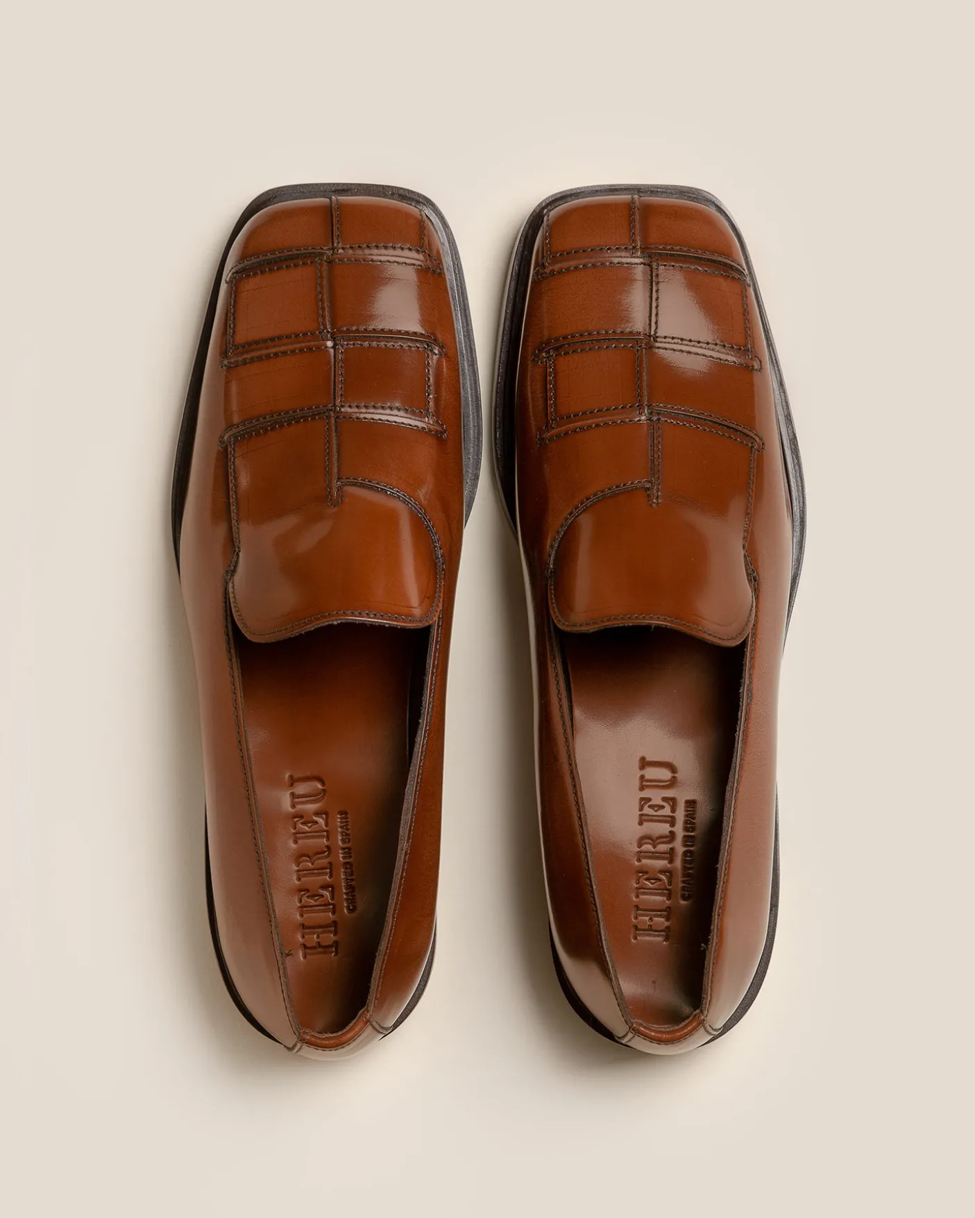Hereu Studio Loafers<GUERA POLISHED